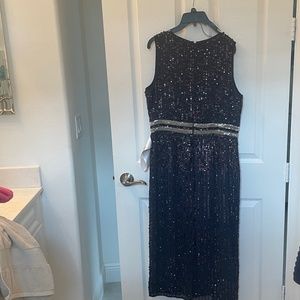 Mac Duggal Allover  Sequin Sheath Dress- NAVY  SZ 10 NWT